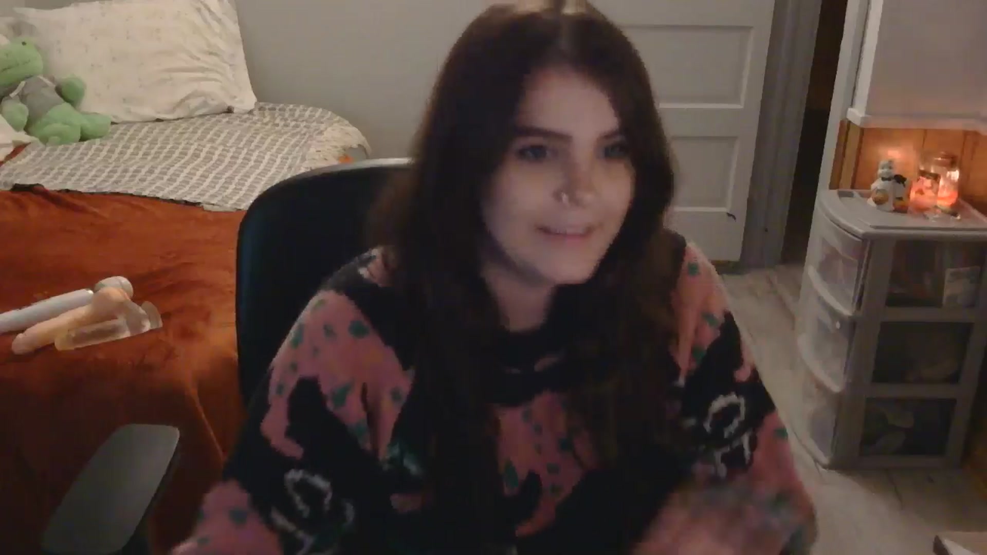 Gallery image thumbnail from TayExe's myfreecams stream on, 11/06/2025, 24:52 image 6 of 20