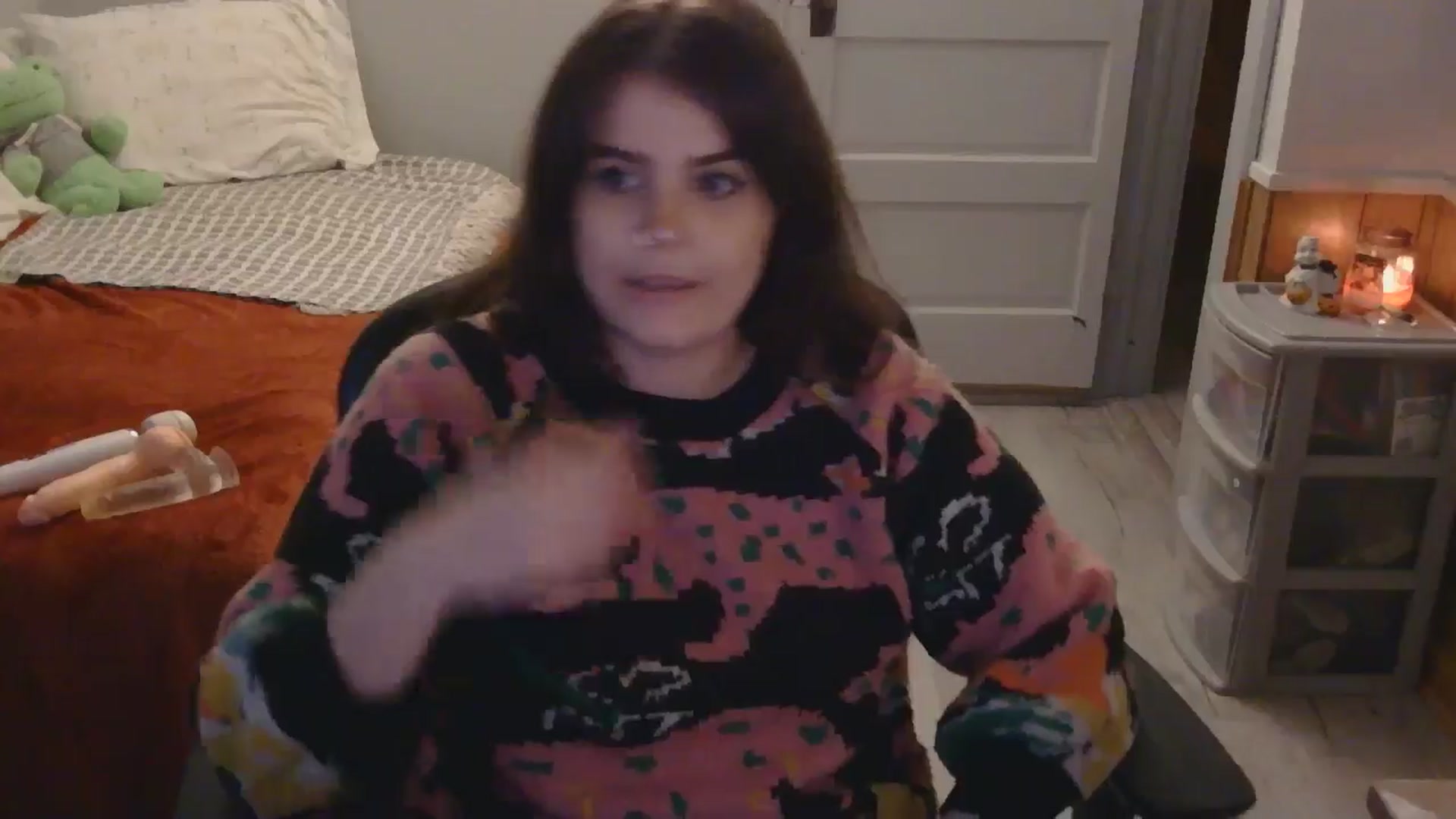 Gallery image thumbnail from TayExe's myfreecams stream on, 11/06/2025, 24:52 image 13 of 20