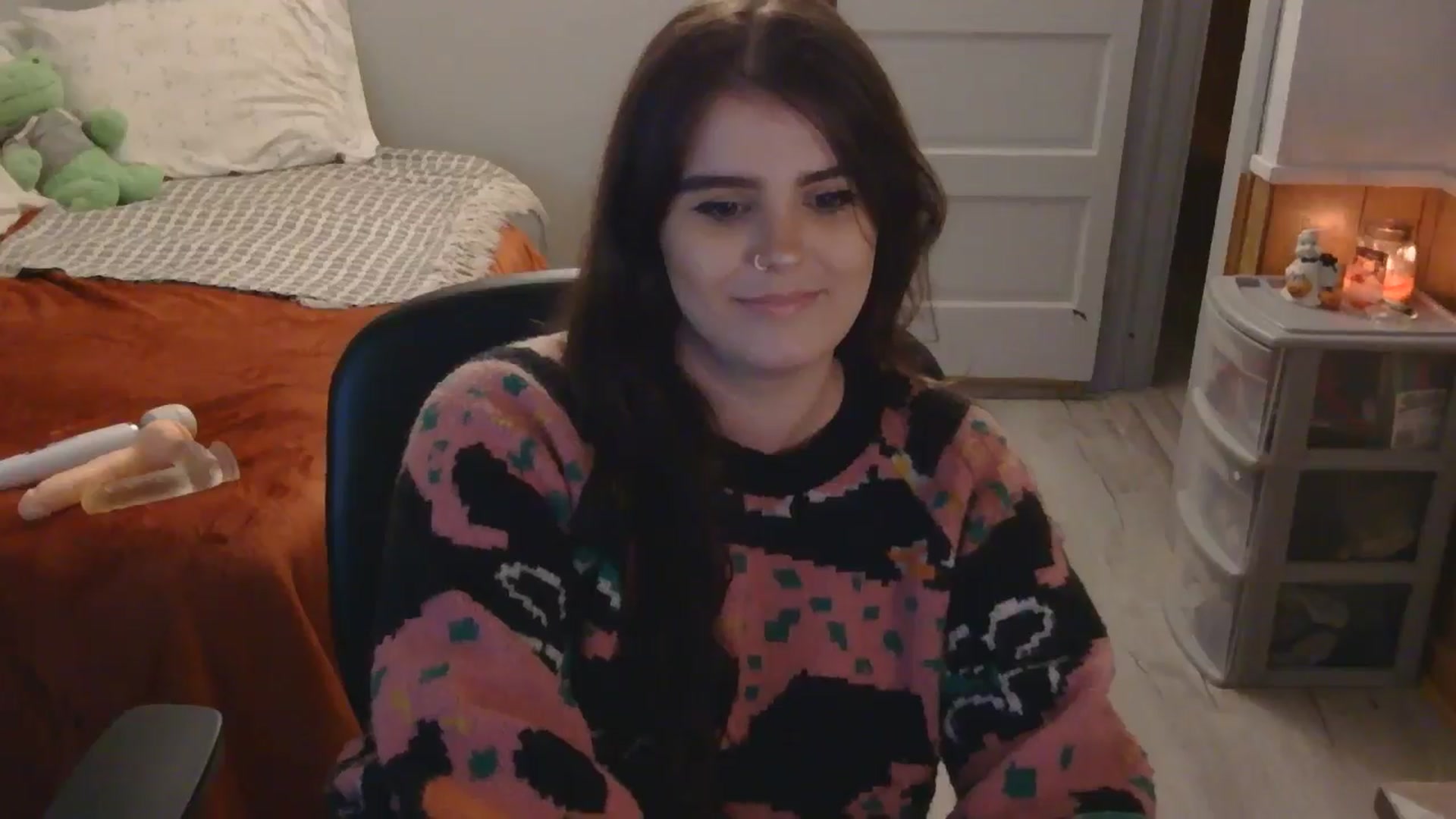 Gallery image thumbnail from TayExe's myfreecams stream on, 11/06/2025, 24:52 image 20 of 20