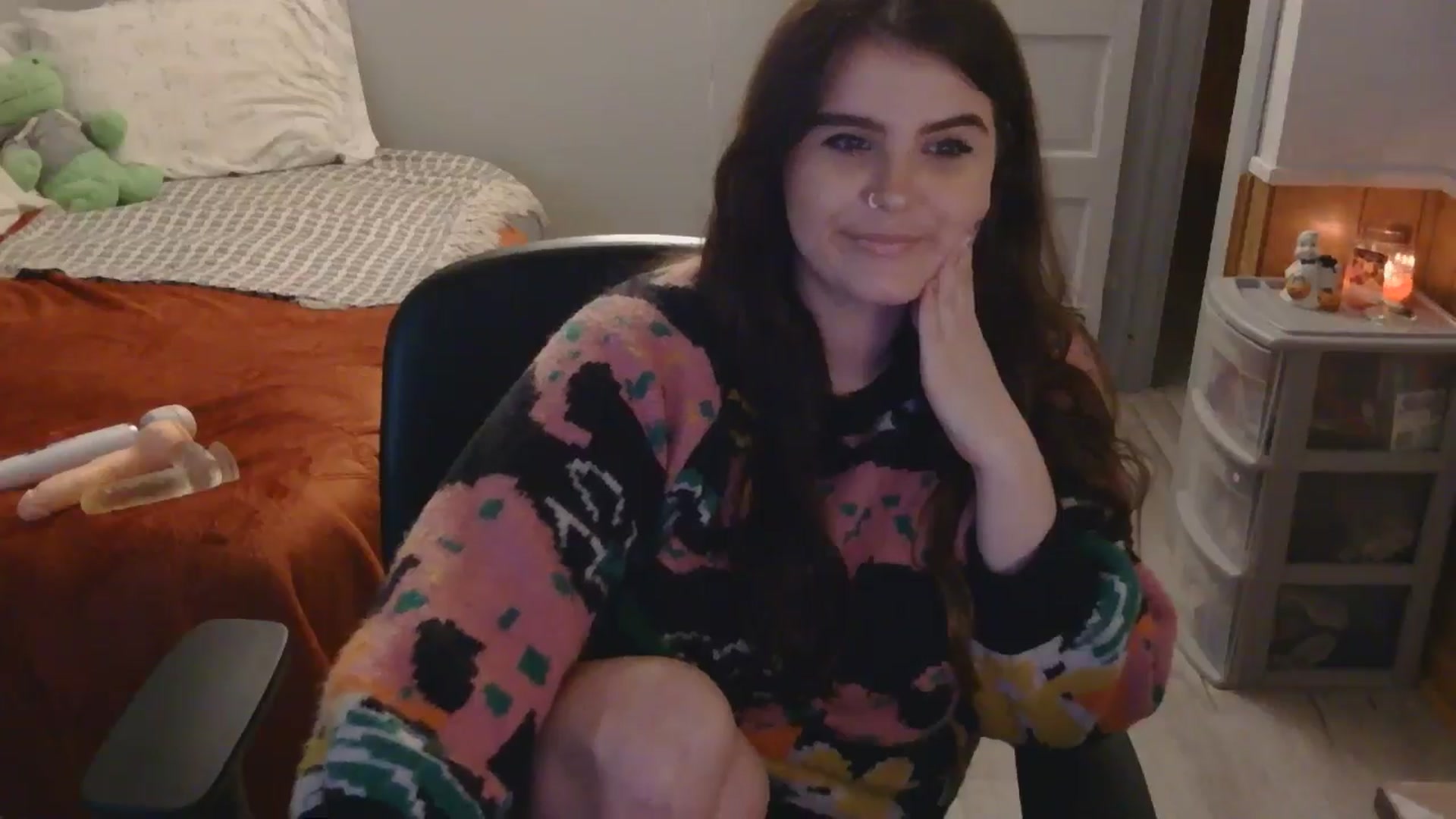 Gallery image thumbnail from TayExe's myfreecams stream on, 11/06/2025, 24:52 image 4 of 20