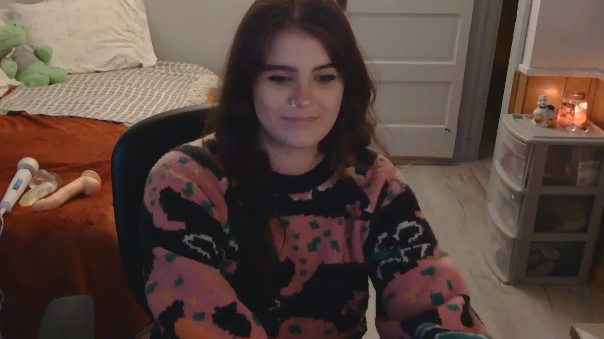 Gallery image thumbnail from TayExe's myfreecams stream on, 11/06/2025, 01:15 image 4 of 20