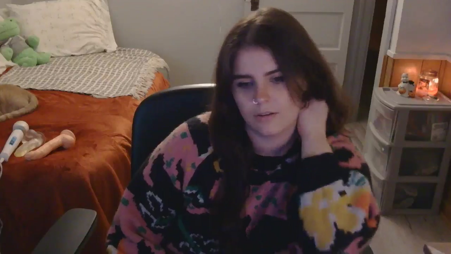 Gallery image thumbnail from TayExe's myfreecams stream on, 11/06/2025, 01:15 image 9 of 20