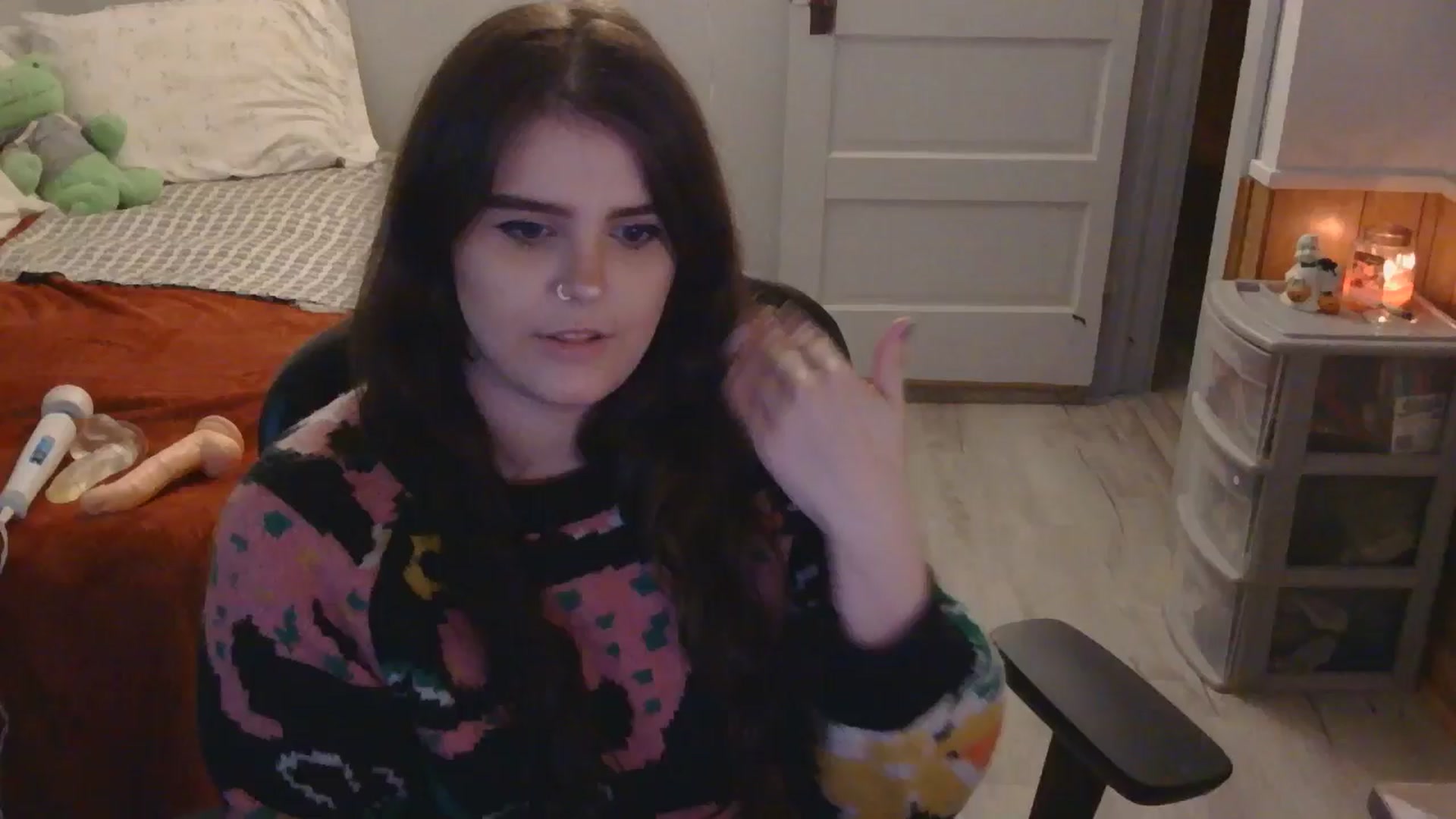 Gallery image thumbnail from TayExe's myfreecams stream on, 11/06/2025, 01:15 image 1 of 20