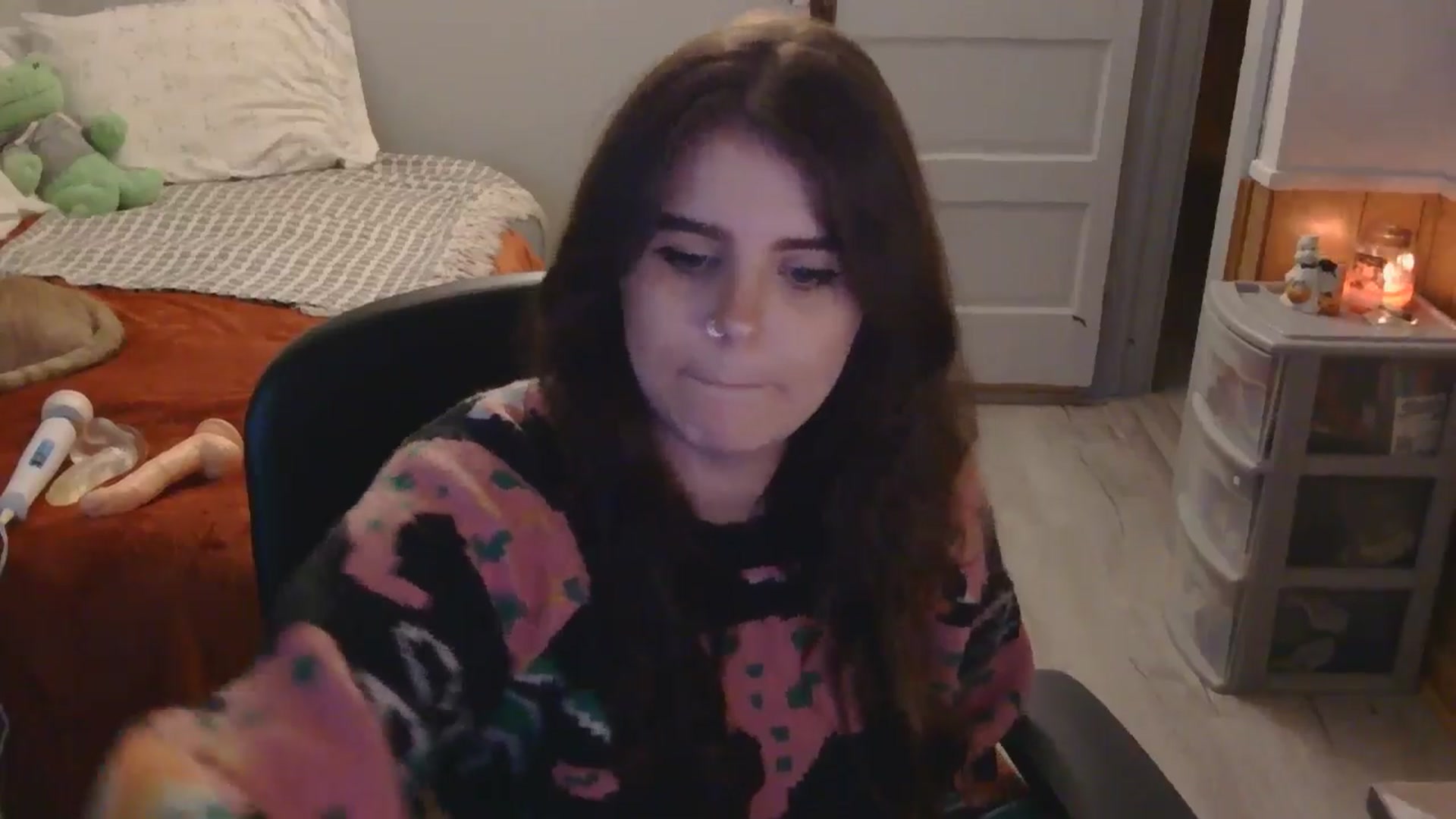 Gallery image thumbnail from TayExe's myfreecams stream on, 11/06/2025, 01:15 image 16 of 20