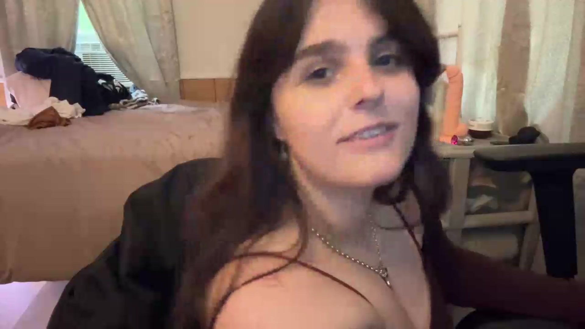 Gallery image thumbnail from TayExe's myfreecams stream on, 08/05/2026, 20:22 image 19 of 20