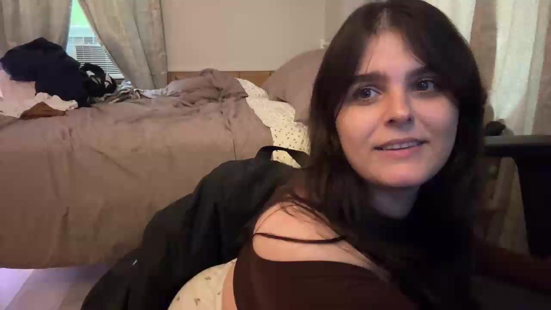 Gallery image thumbnail from TayExe's myfreecams stream on, 08/05/2026, 20:53 image 7 of 20