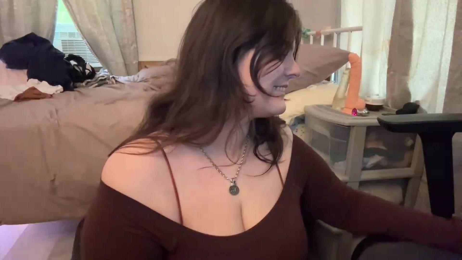 Gallery image thumbnail from TayExe's myfreecams stream on, 08/05/2026, 20:53 image 15 of 20