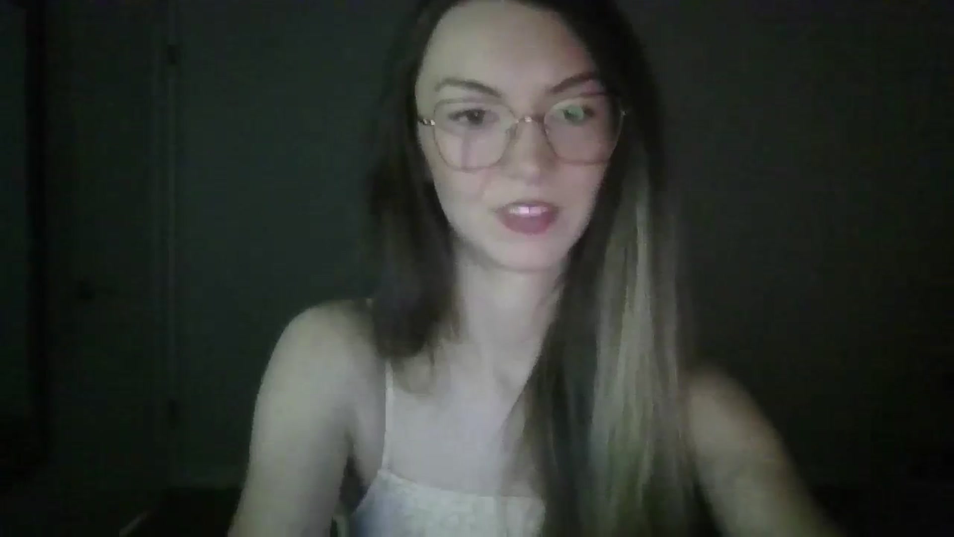 Gallery image thumbnail from TayTime's myfreecams stream on, 10/23/2023, 24:01 image 4 of 20