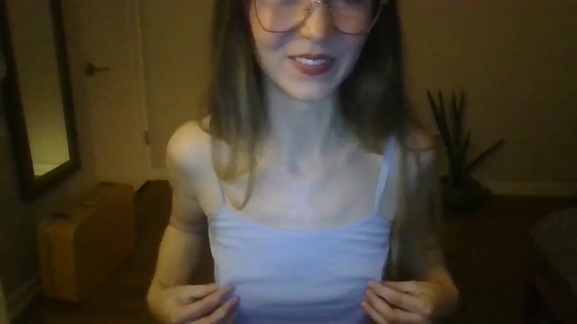 Gallery image thumbnail from TayTime's myfreecams stream on, 10/27/2023, 02:14 image 16 of 20