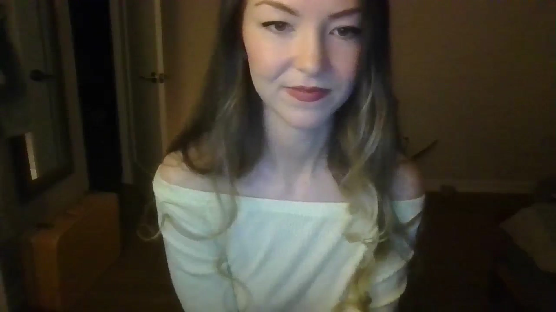 Gallery image thumbnail from TayTime's myfreecams stream on, 10/28/2023, 03:20 image 9 of 20