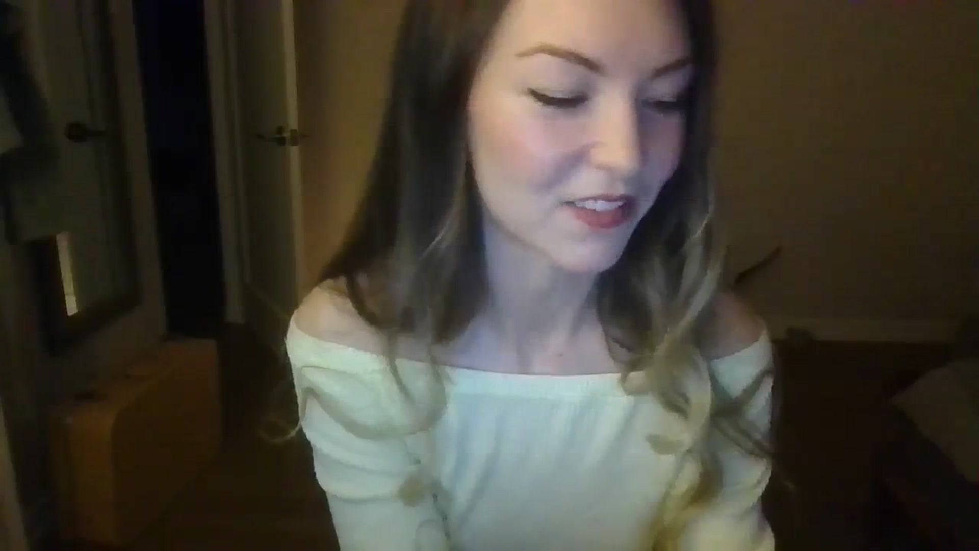 Gallery image thumbnail from TayTime's myfreecams stream on, 10/28/2023, 03:20 image 6 of 20