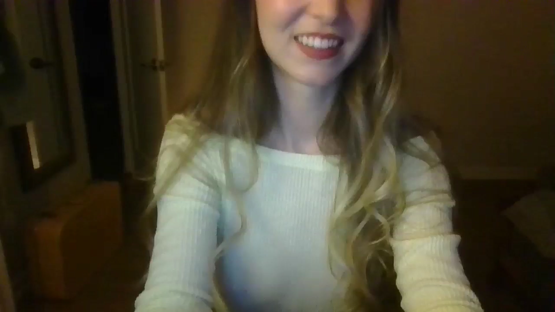 Gallery image thumbnail from TayTime's myfreecams stream on, 10/28/2023, 03:20 image 17 of 20