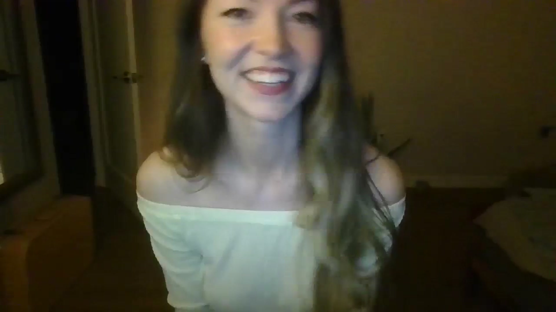 Gallery image thumbnail from TayTime's myfreecams stream on, 10/28/2023, 04:38 image 14 of 20