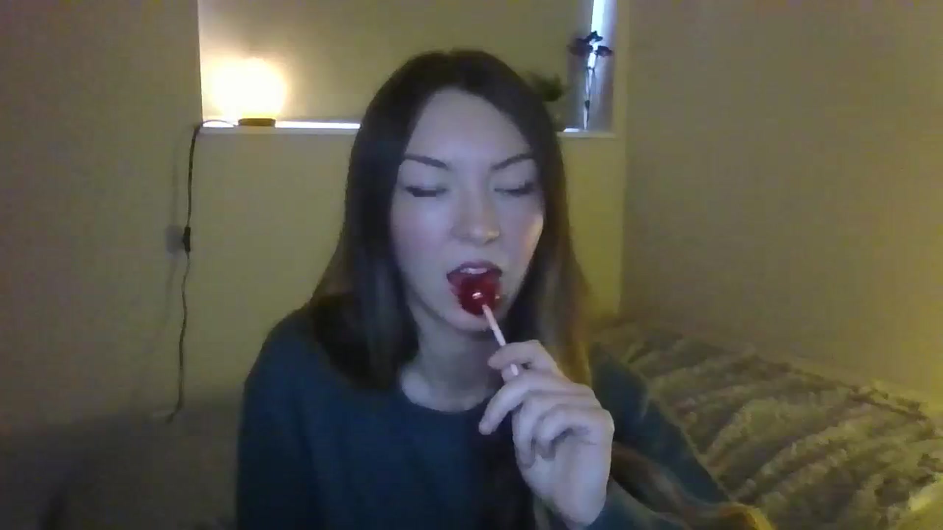 Gallery image thumbnail from TayTime's myfreecams stream on, 10/30/2023, 01:15 image 16 of 20