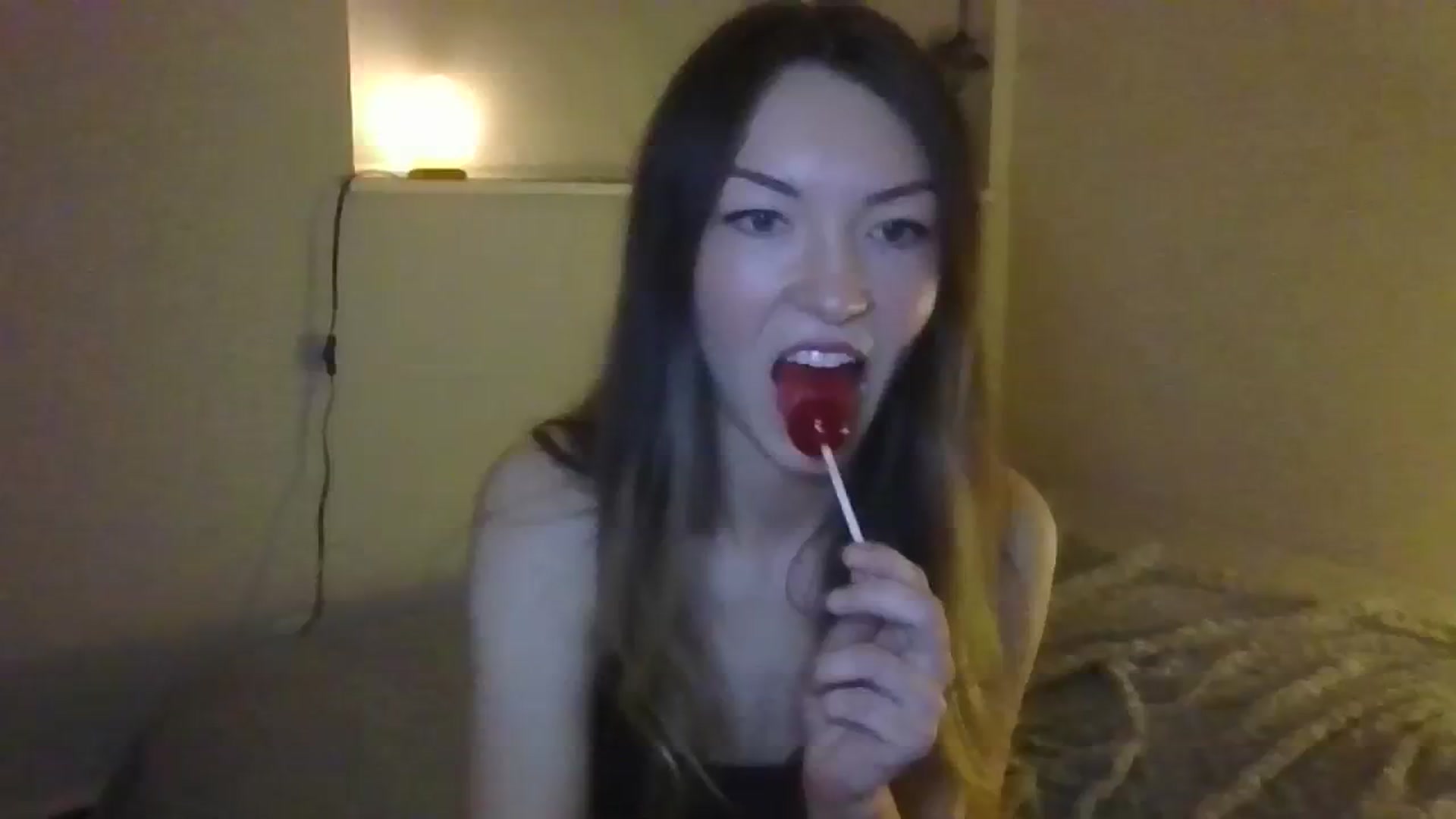 Gallery image thumbnail from TayTime's myfreecams stream on, 10/30/2023, 02:16 image 12 of 20