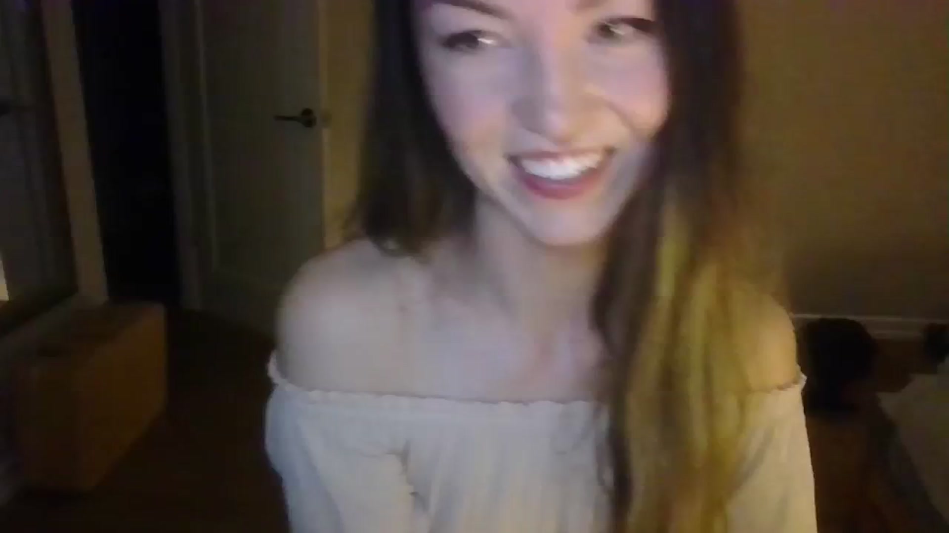 Gallery image thumbnail from TayTime's myfreecams stream on, 11/04/2023, 03:06 image 1 of 20
