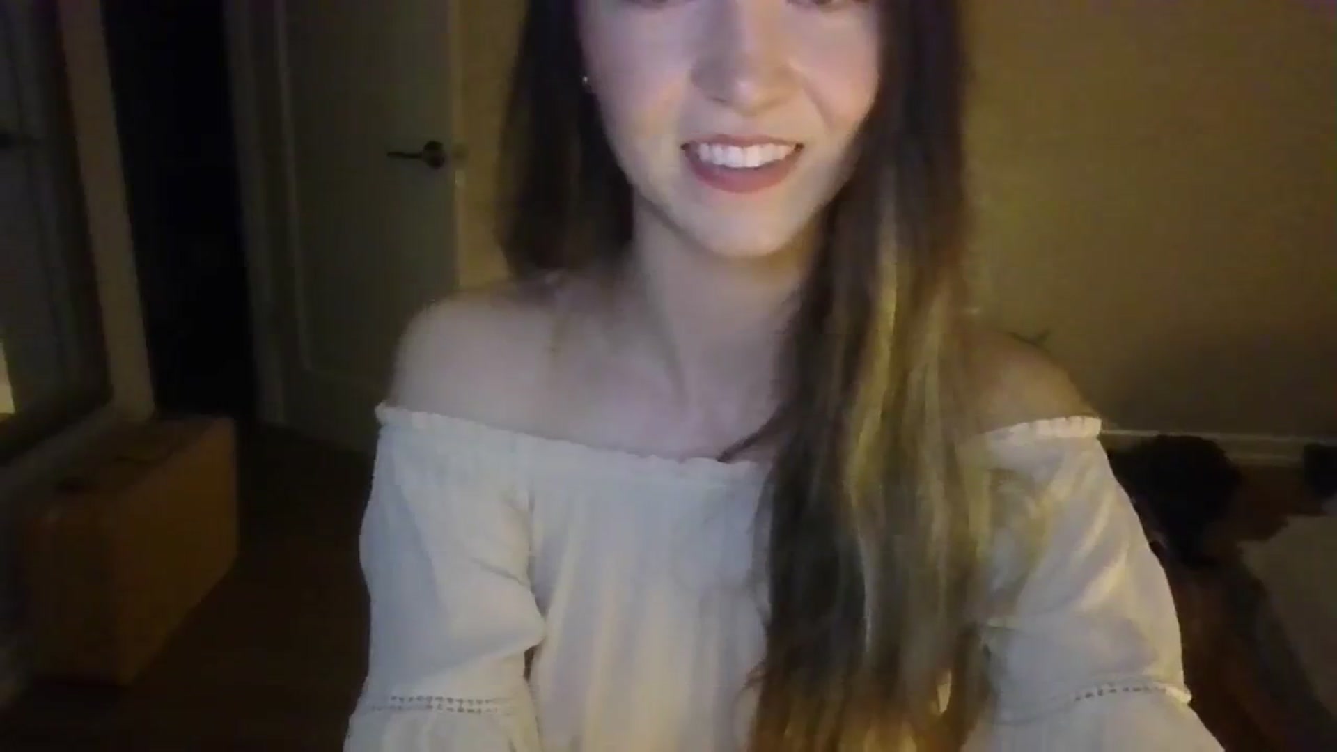 Gallery image thumbnail from TayTime's myfreecams stream on, 11/04/2023, 03:06 image 15 of 20