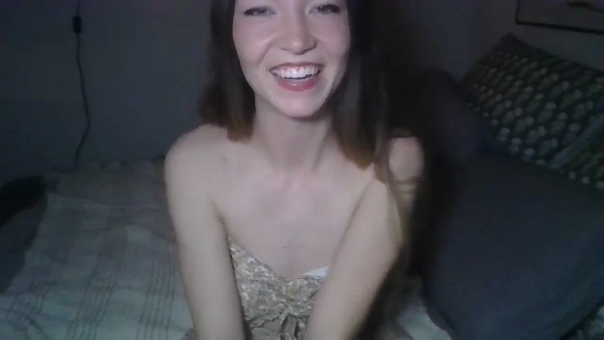 Gallery image thumbnail from TayTime's myfreecams stream on, 11/08/2023, 03:44 image 12 of 20