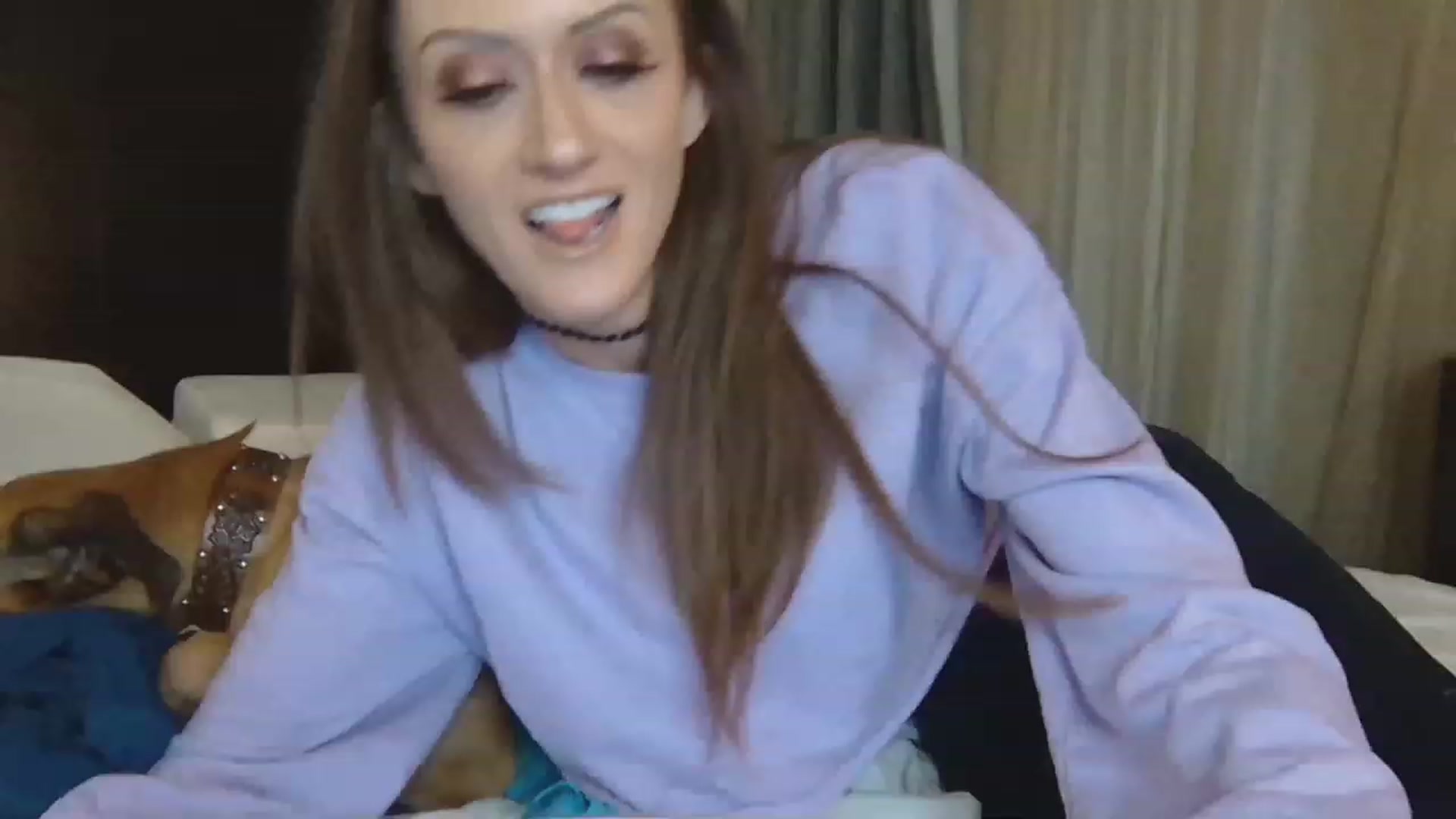 Gallery image thumbnail from Tayforce1's myfreecams stream on, 12/04/2022, 01:26 image 8 of 20