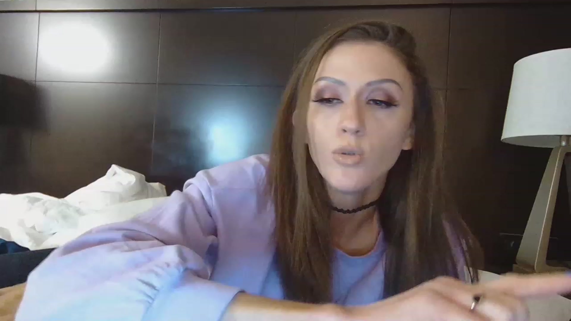 Gallery image thumbnail from Tayforce1's myfreecams stream on, 12/04/2022, 01:26 image 1 of 20