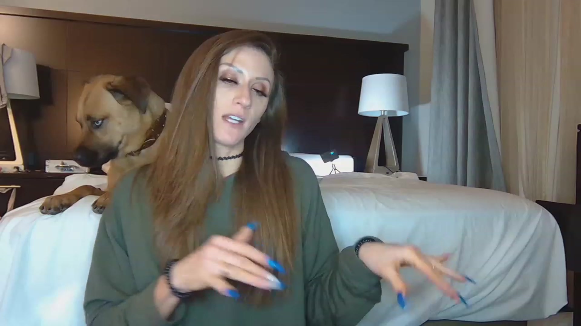Gallery image thumbnail from Tayforce1's myfreecams stream on, 12/06/2022, 05:37 image 6 of 20