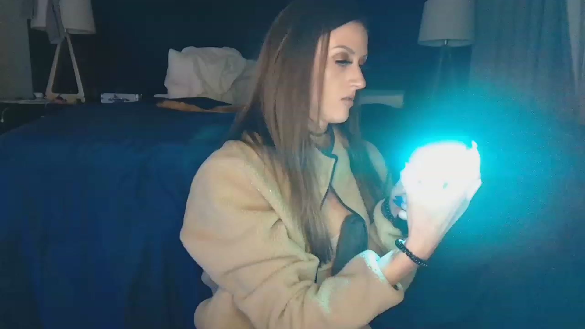 Gallery image thumbnail from Tayforce1's myfreecams stream on, 12/06/2022, 06:53 image 11 of 20