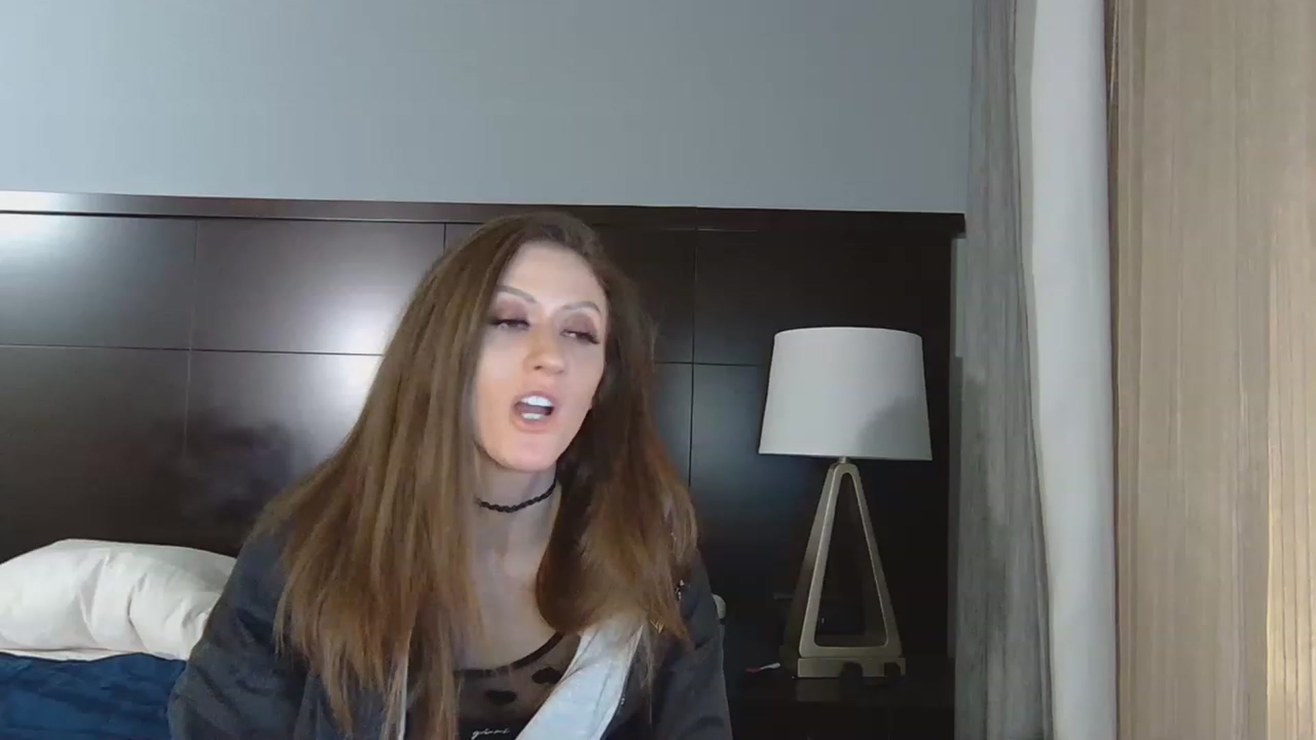 Gallery image thumbnail from Tayforce1's myfreecams stream on, 12/08/2022, 08:37 image 10 of 20