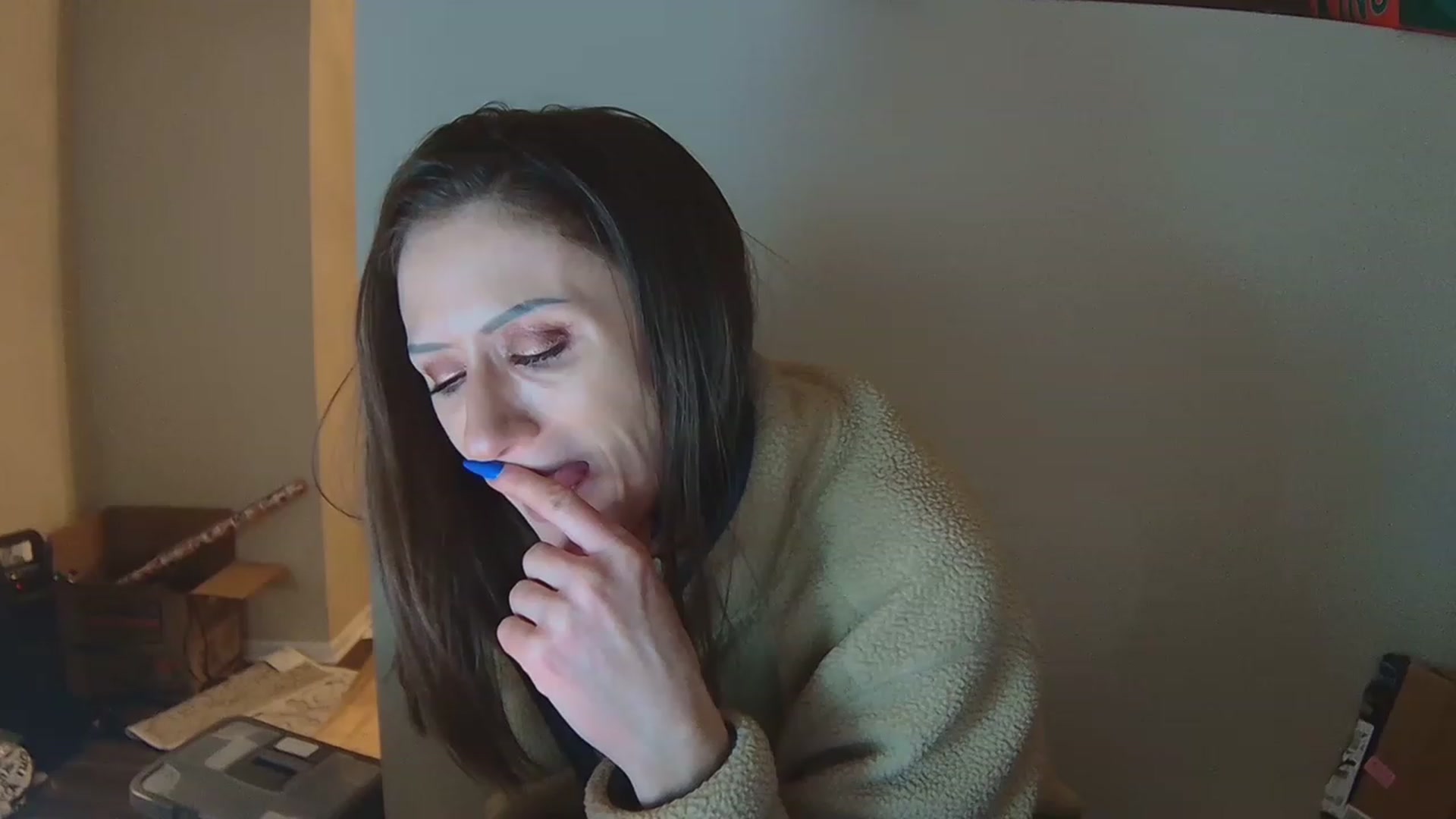Gallery image thumbnail from Tayforceone's myfreecams stream on, 01/12/2023, 07:10 image 6 of 20