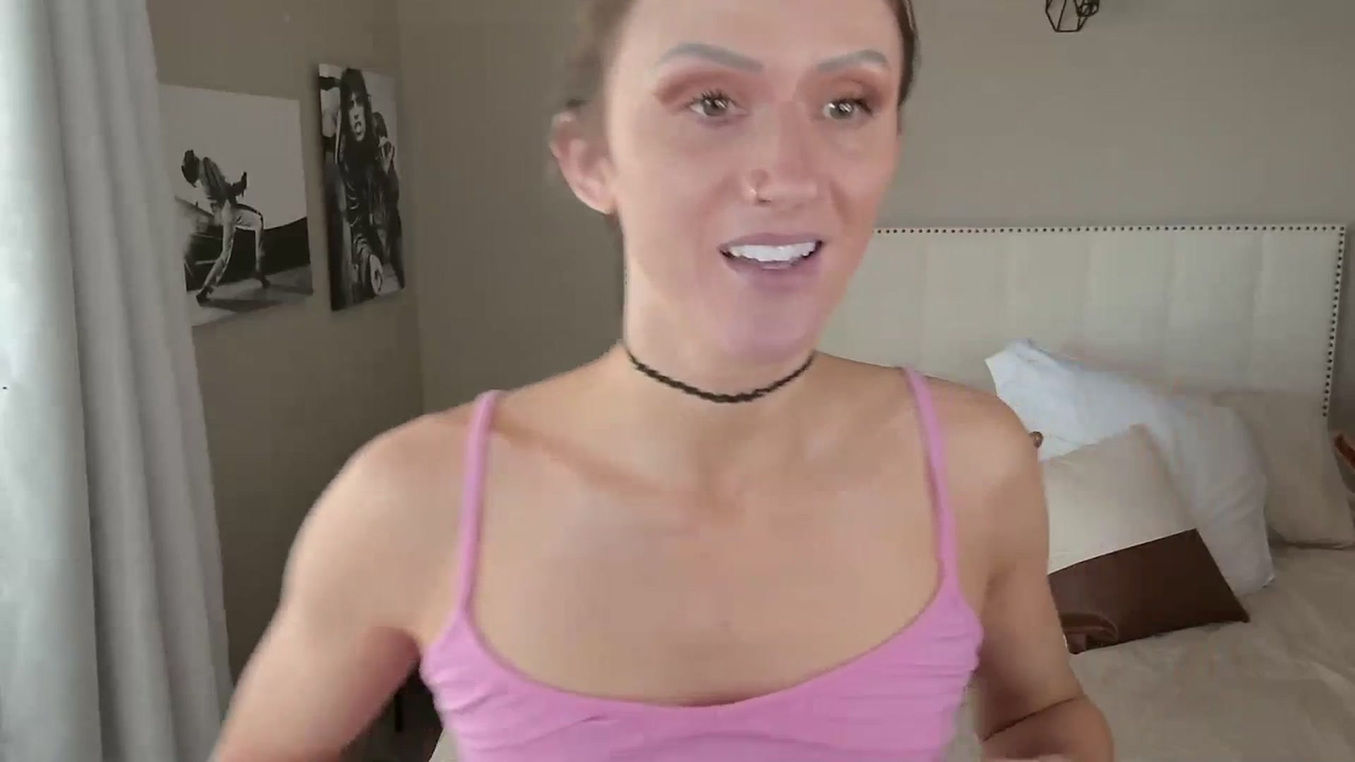 Gallery image thumbnail from Tayforceone's myfreecams stream on, 06/17/2023, 23:12 image 13 of 20