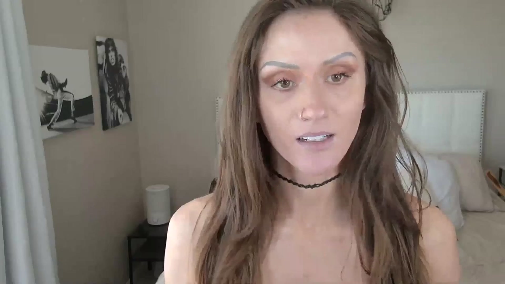 Gallery image thumbnail from Tayforceone's myfreecams stream on, 06/17/2023, 23:12 image 18 of 20
