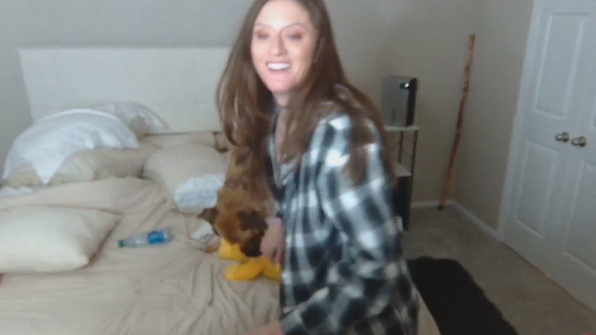 Gallery image thumbnail from Tayforceone's myfreecams stream on, 07/03/2023, 02:58 image 16 of 20