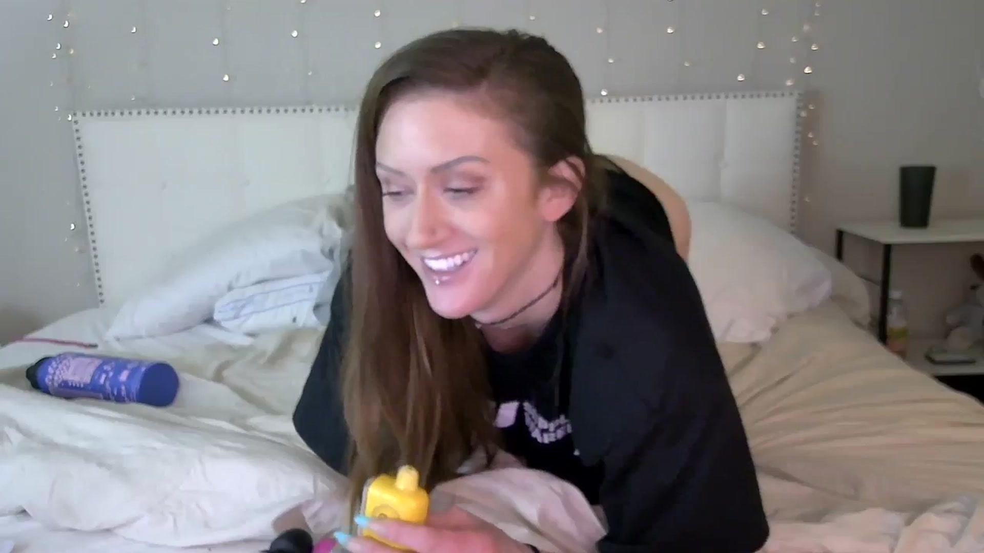 Gallery image thumbnail from Tayforceone's myfreecams stream on, 02/25/2024, 07:46 image 20 of 20