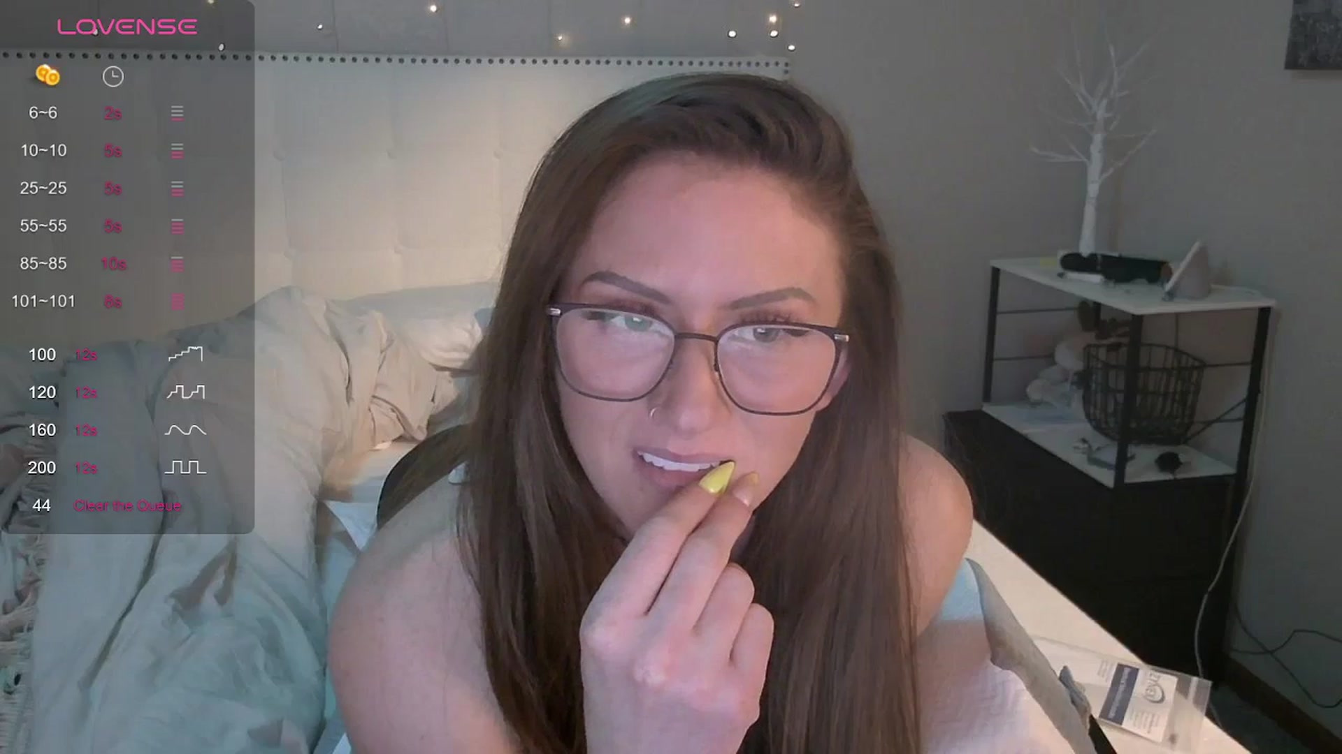 Gallery image thumbnail from Tayforceone's myfreecams stream on, 03/31/2024, 06:48 image 3 of 20