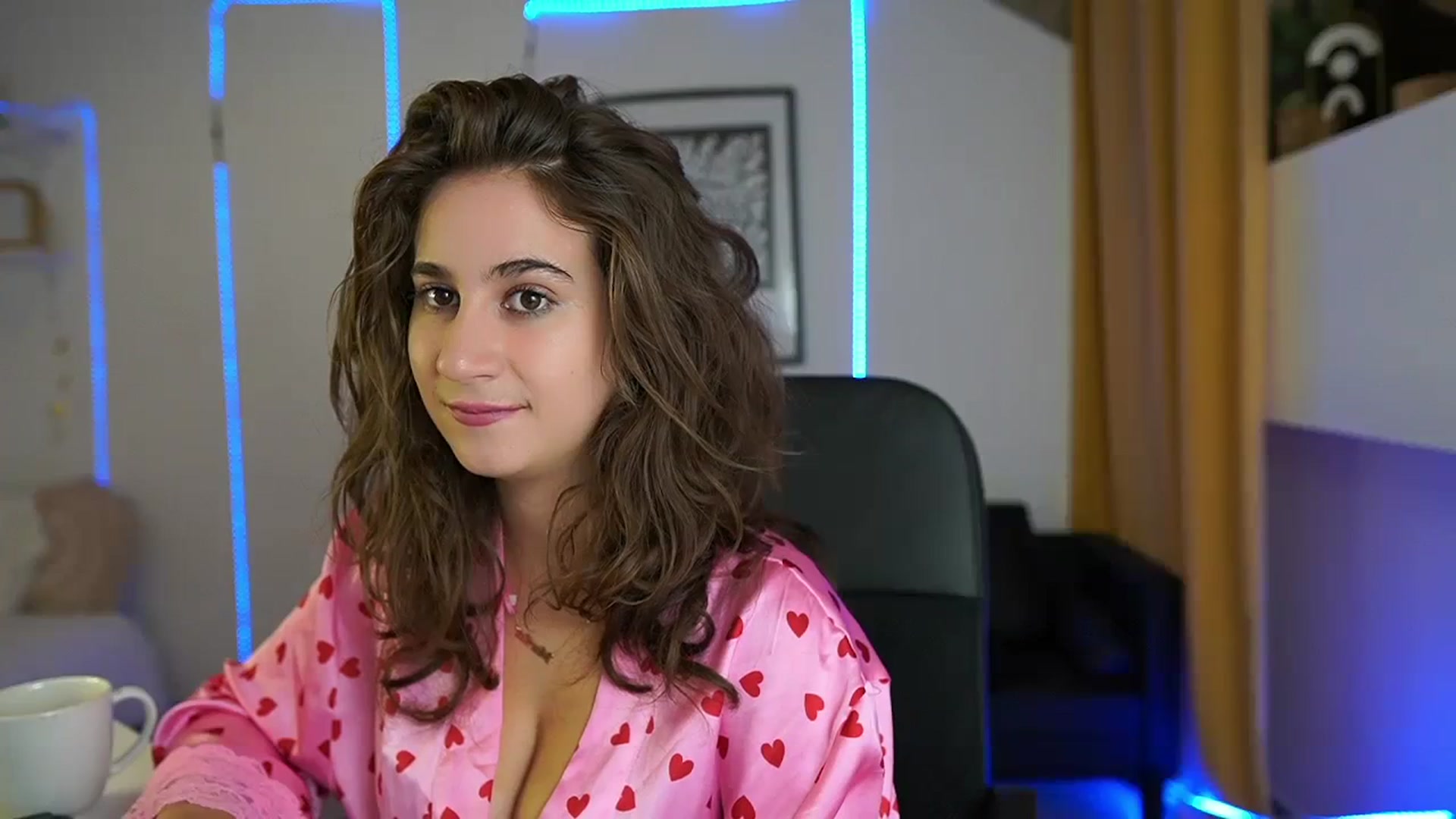 Gallery image thumbnail from Tayleee_Wood's myfreecams stream on, 10/17/2023, 10:55 image 13 of 20