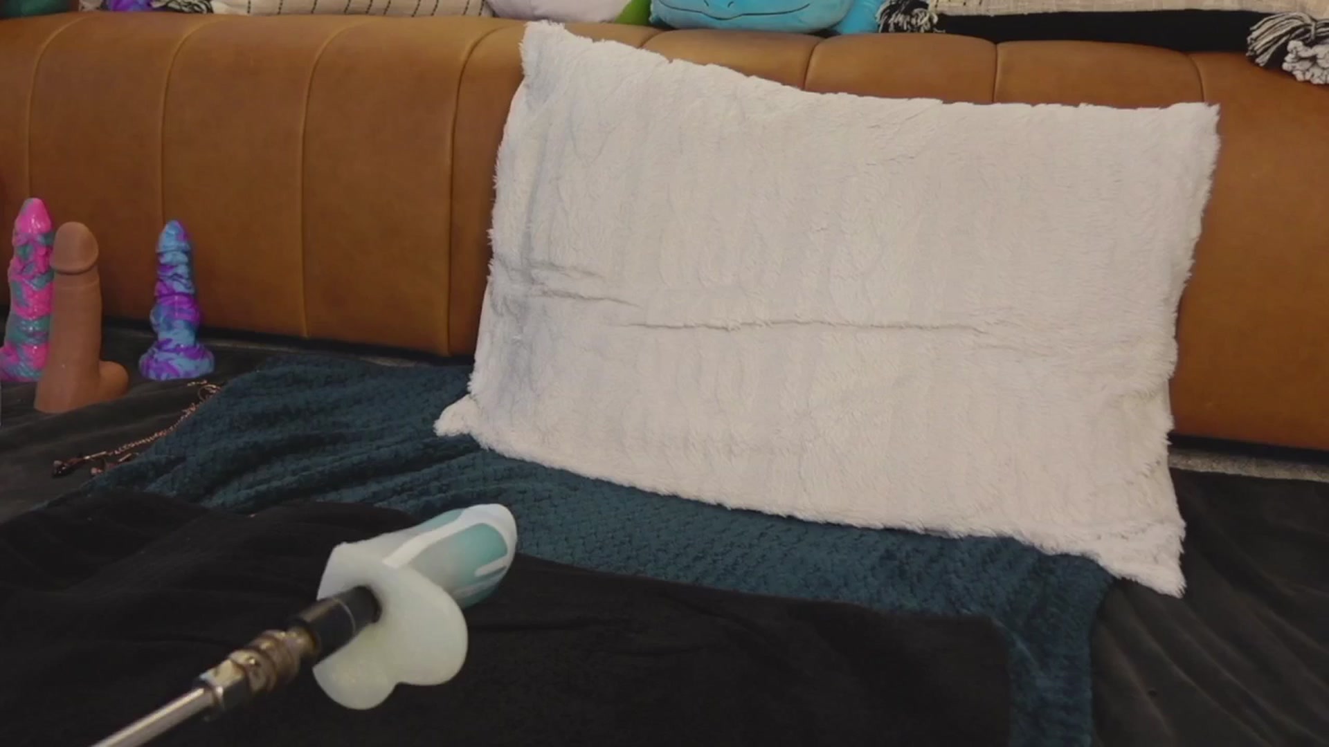 Gallery image thumbnail from TaylorLove303's myfreecams stream on, 05/01/2025, 15:37 image 10 of 20