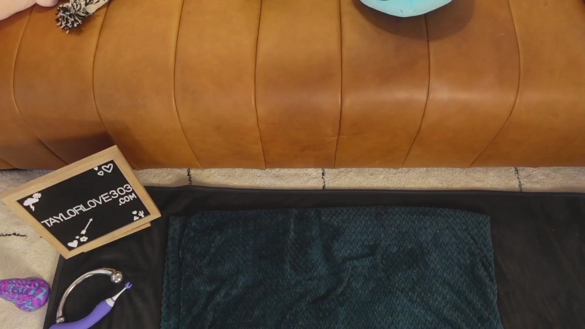 Gallery image thumbnail from TaylorLove303's myfreecams stream on, 06/03/2025, 14:51 image 20 of 20