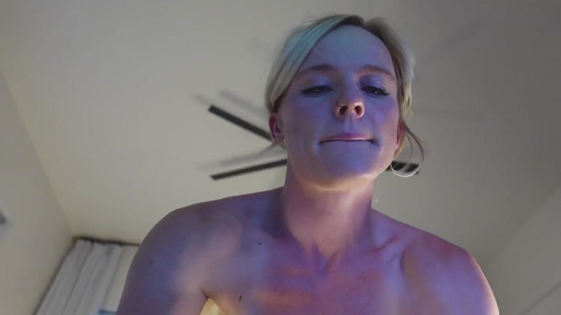 Gallery image thumbnail from TaylorLove303's myfreecams stream on, 07/26/2025, 14:30 image 12 of 20