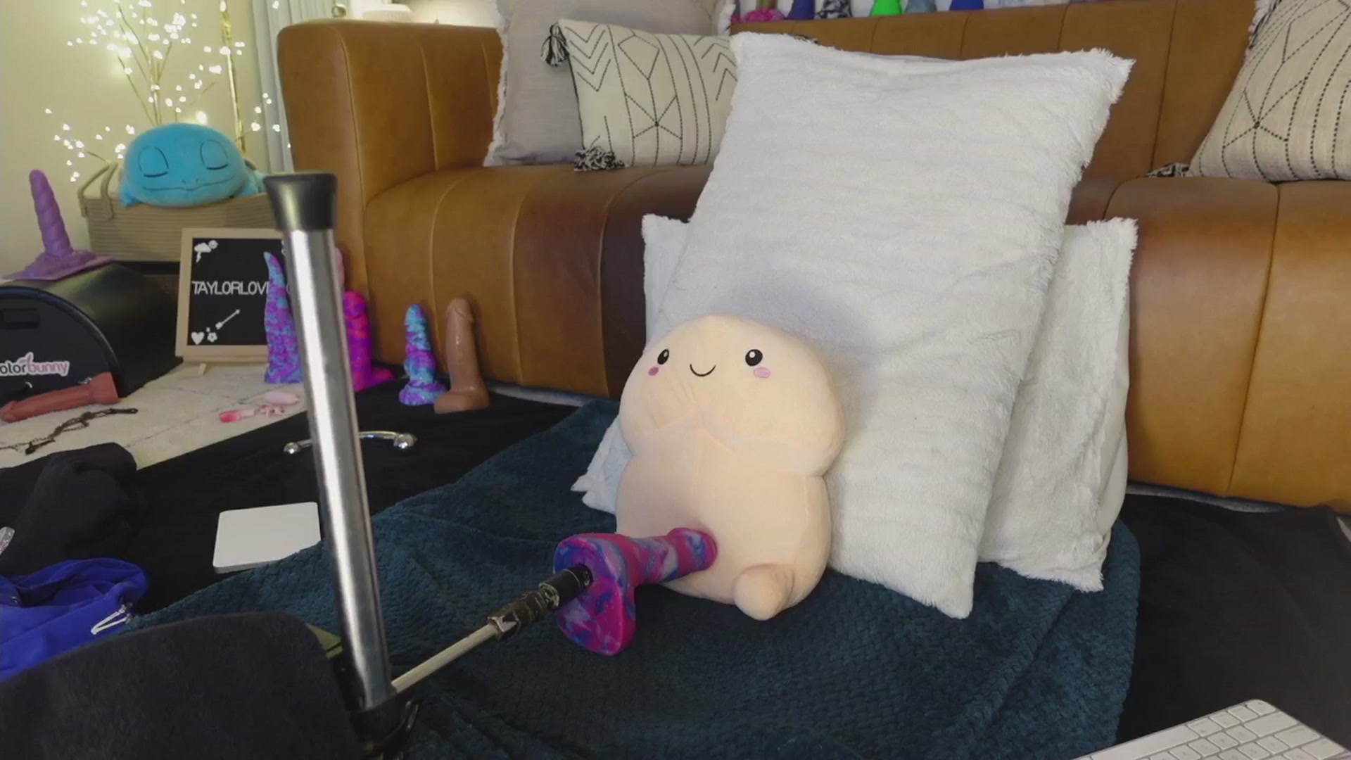 Gallery image thumbnail from TaylorLove303's myfreecams stream on, 03/26/2026, 12:33 image 9 of 20