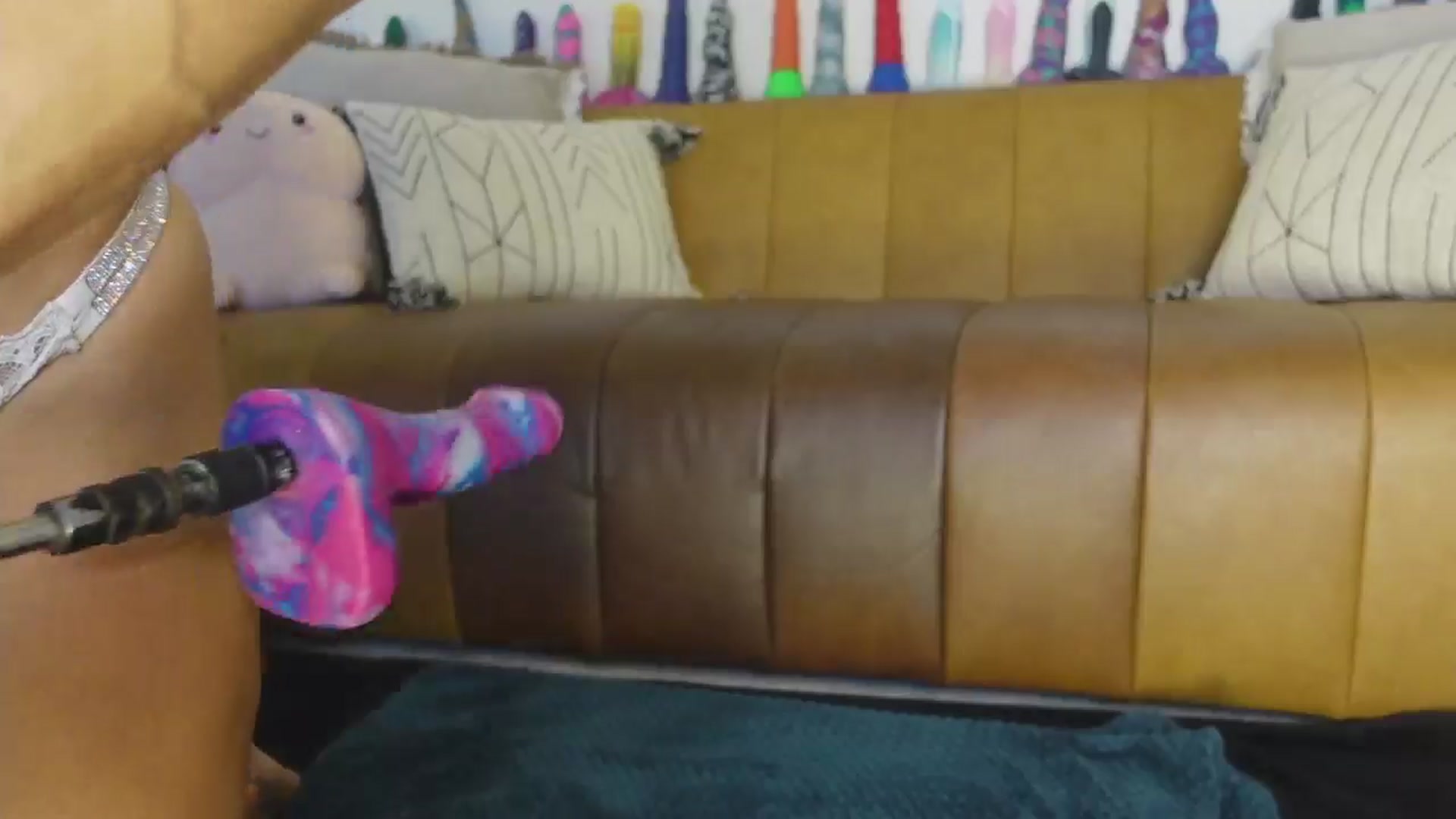 Gallery image thumbnail from TaylorLove303's myfreecams stream on, 03/26/2026, 12:33 image 17 of 20