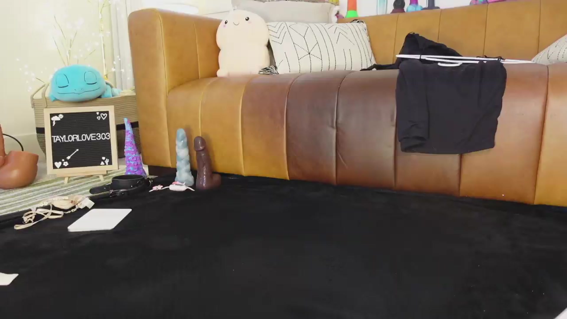Gallery image thumbnail from TaylorLove303's myfreecams stream on, 05/05/2026, 15:23 image 7 of 20