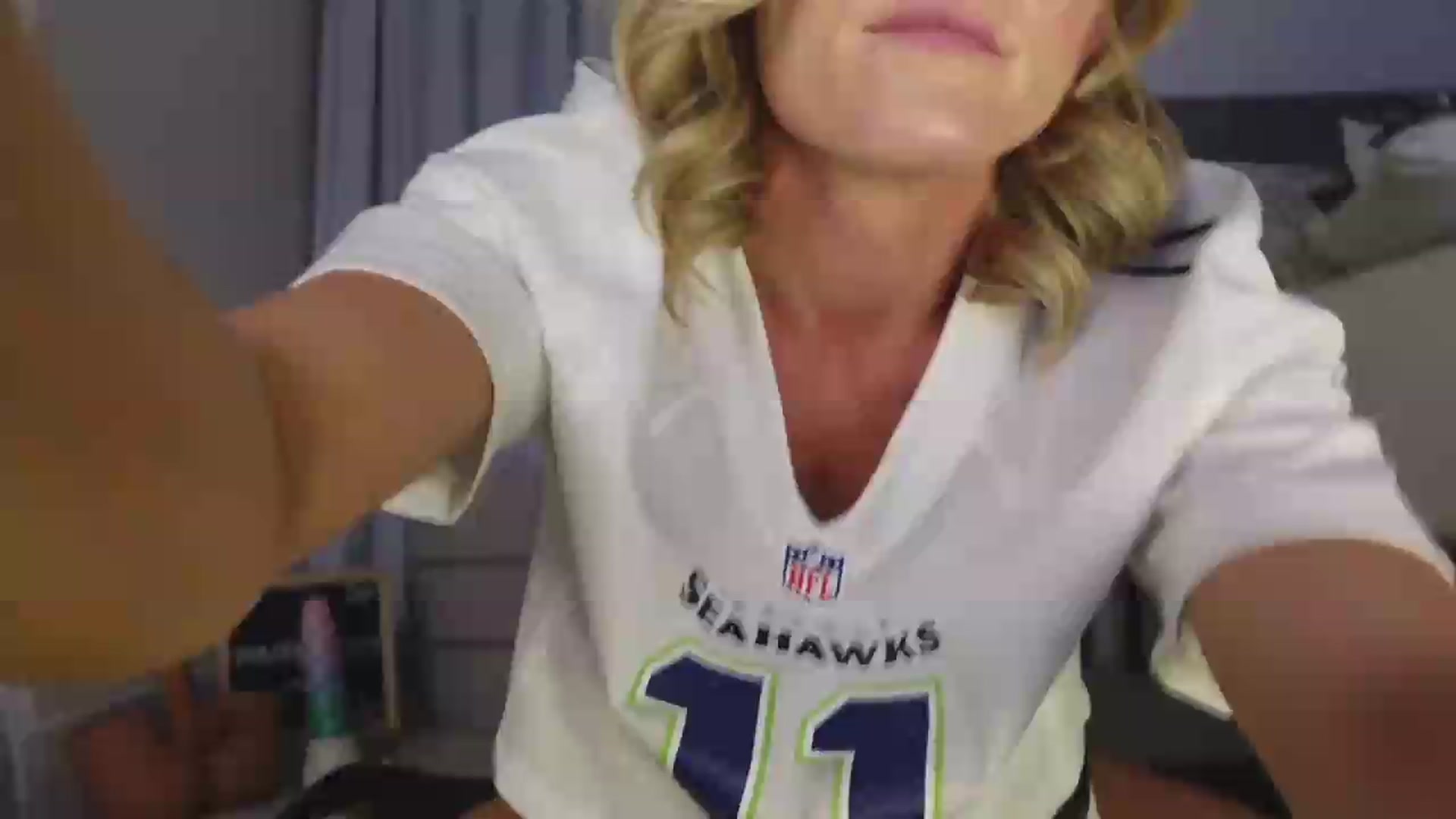 Gallery image thumbnail from TaylorLove303's myfreecams stream on, 10/04/2026, 11:02 image 19 of 20