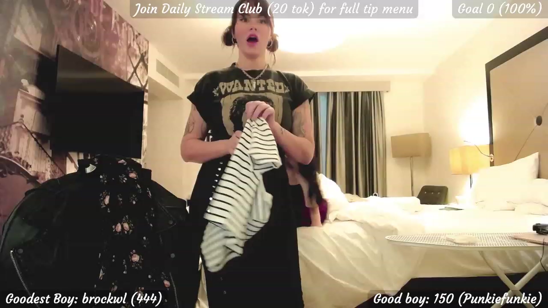 Gallery image thumbnail from TaylorVaughan's myfreecams stream on, 03/04/2023, 14:53 image 15 of 20
