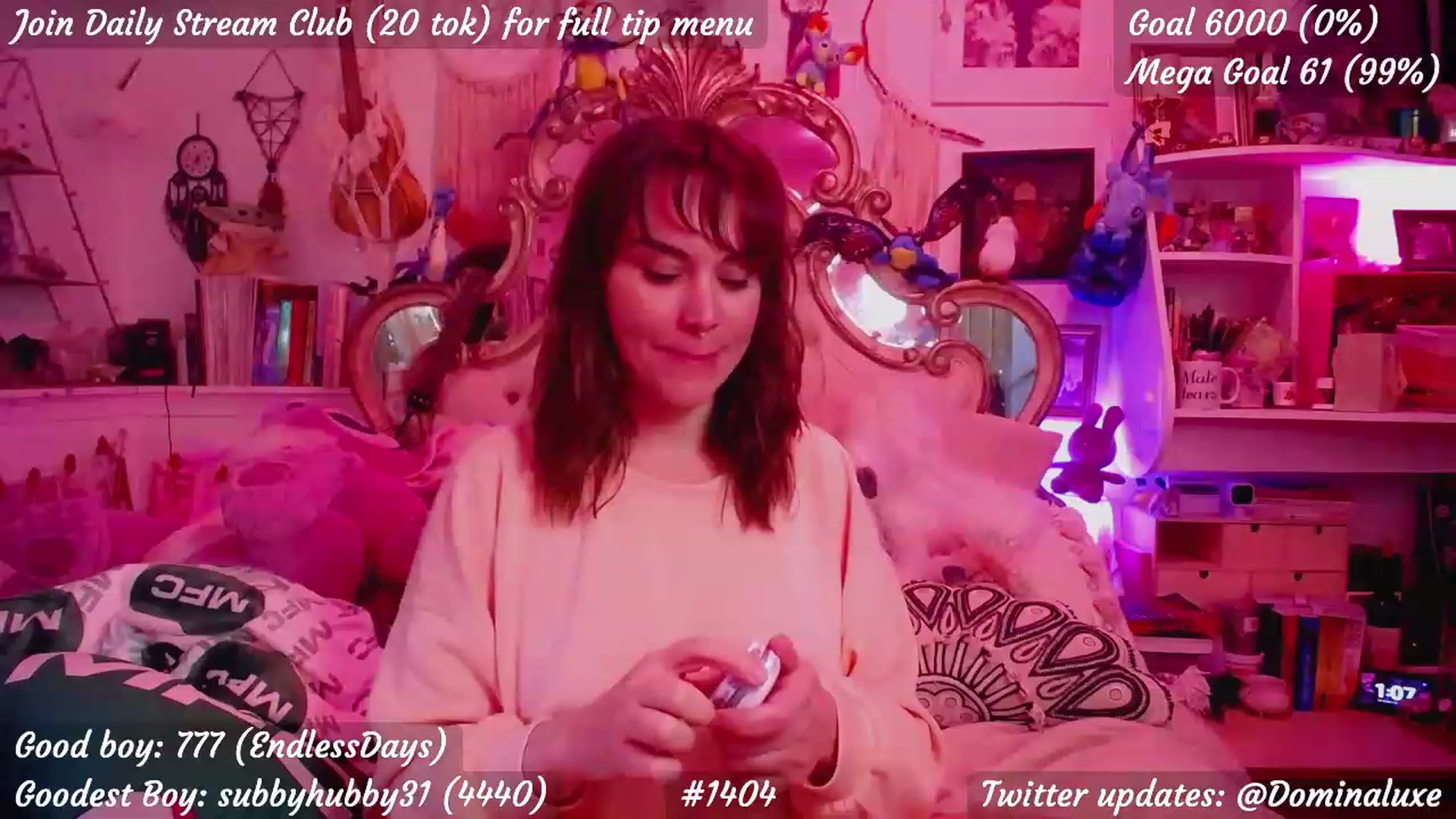 Gallery image thumbnail from TaylorVaughan's myfreecams stream on, 04/15/2023, 20:41 image 17 of 20