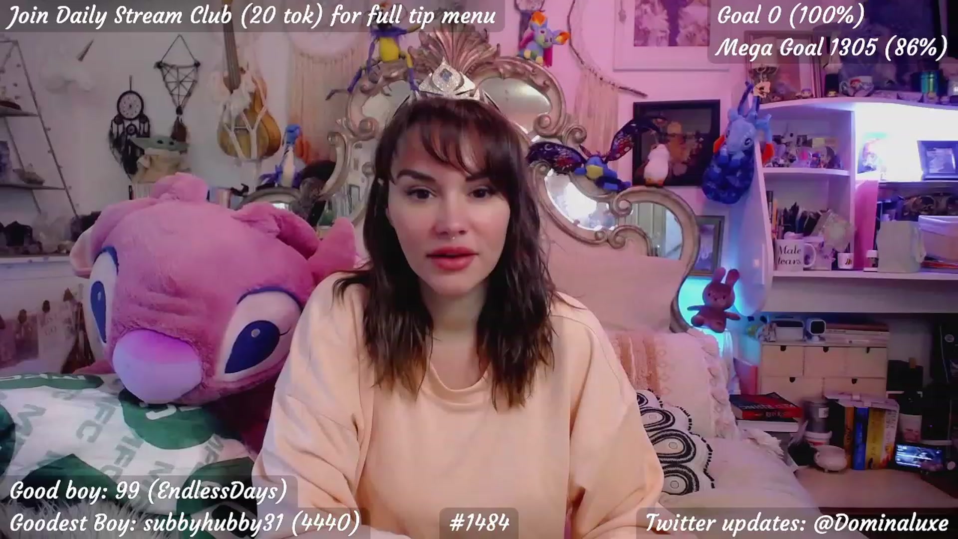 Gallery image thumbnail from TaylorVaughan's myfreecams stream on, 04/15/2023, 20:41 image 3 of 20