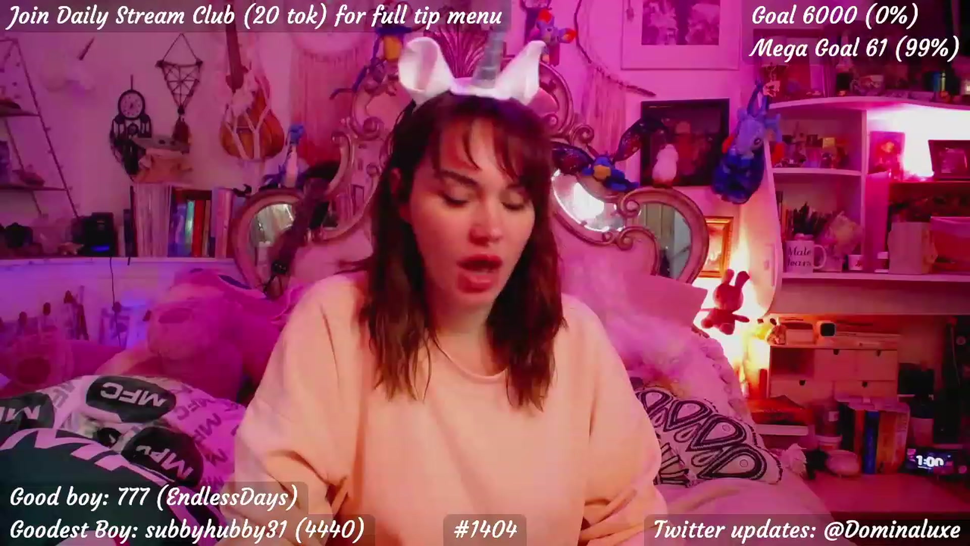 Gallery image thumbnail from TaylorVaughan's myfreecams stream on, 04/15/2023, 20:41 image 16 of 20
