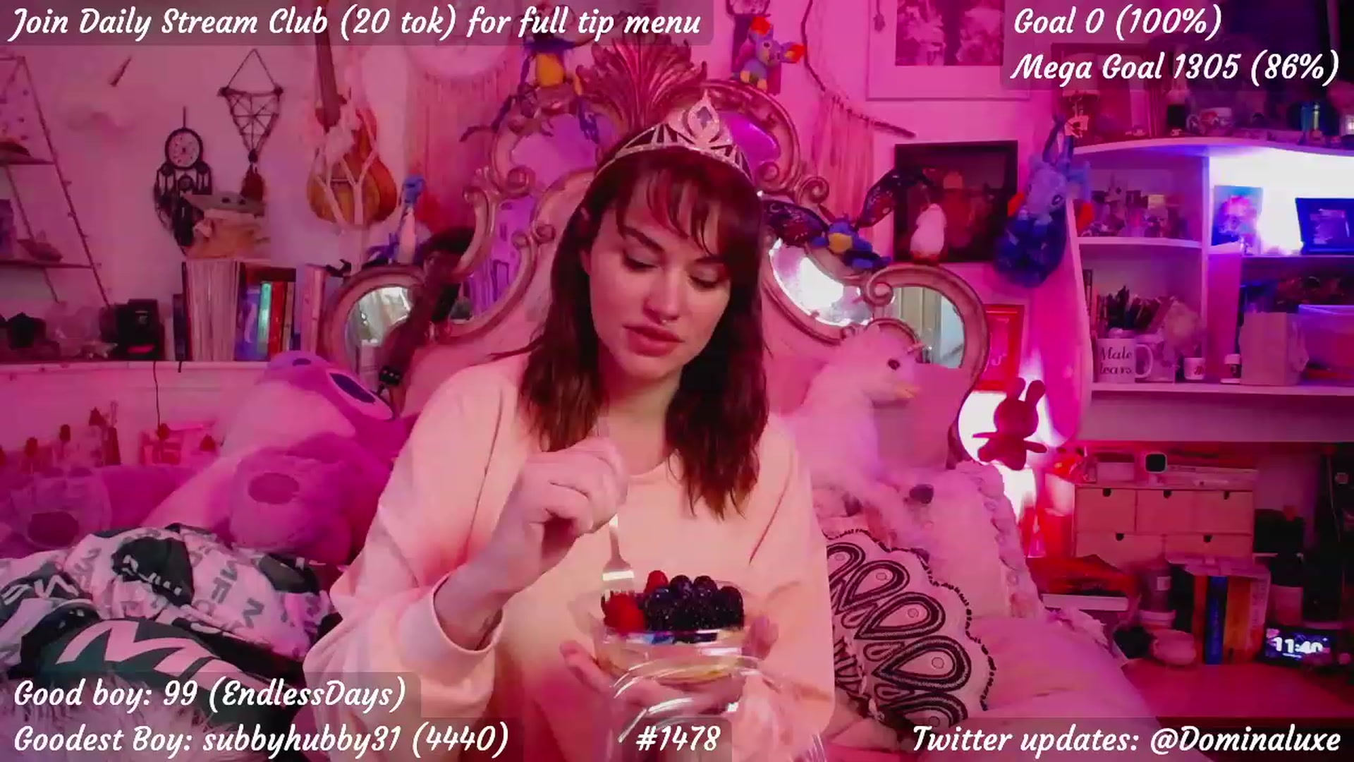 Gallery image thumbnail from TaylorVaughan's myfreecams stream on, 04/15/2023, 20:41 image 5 of 20