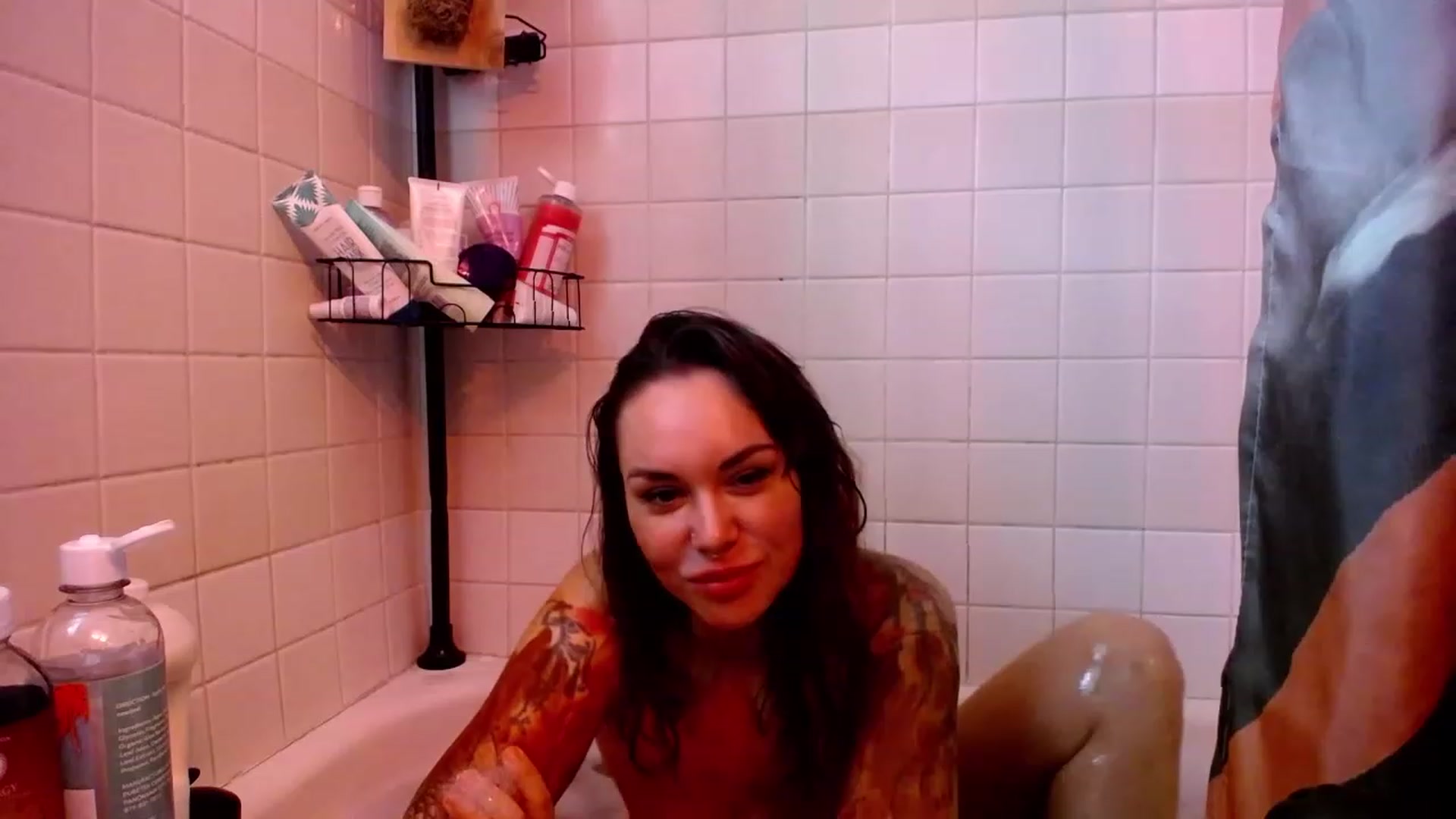 Gallery image thumbnail from TaylorVaughan's myfreecams stream on, 09/30/2023, 18:08 image 5 of 20