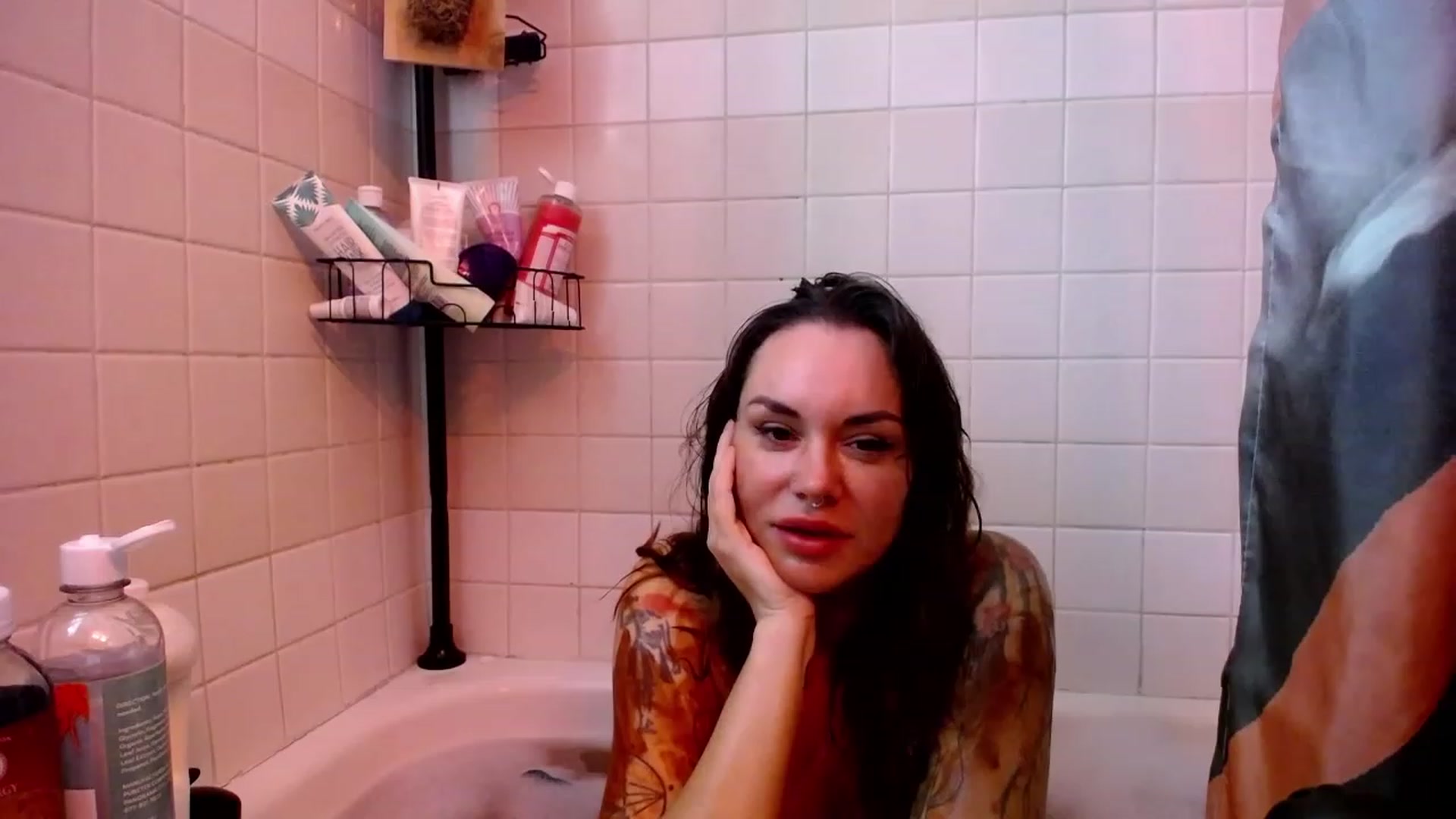 Gallery image thumbnail from TaylorVaughan's myfreecams stream on, 09/30/2023, 18:08 image 8 of 20