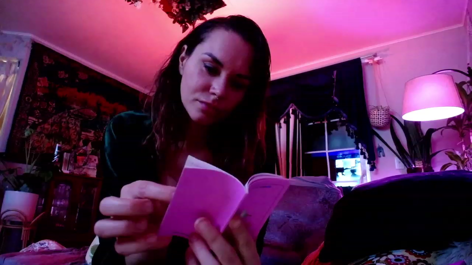 Gallery image thumbnail from TaylorVaughan's myfreecams stream on, 10/03/2023, 03:04 image 1 of 20