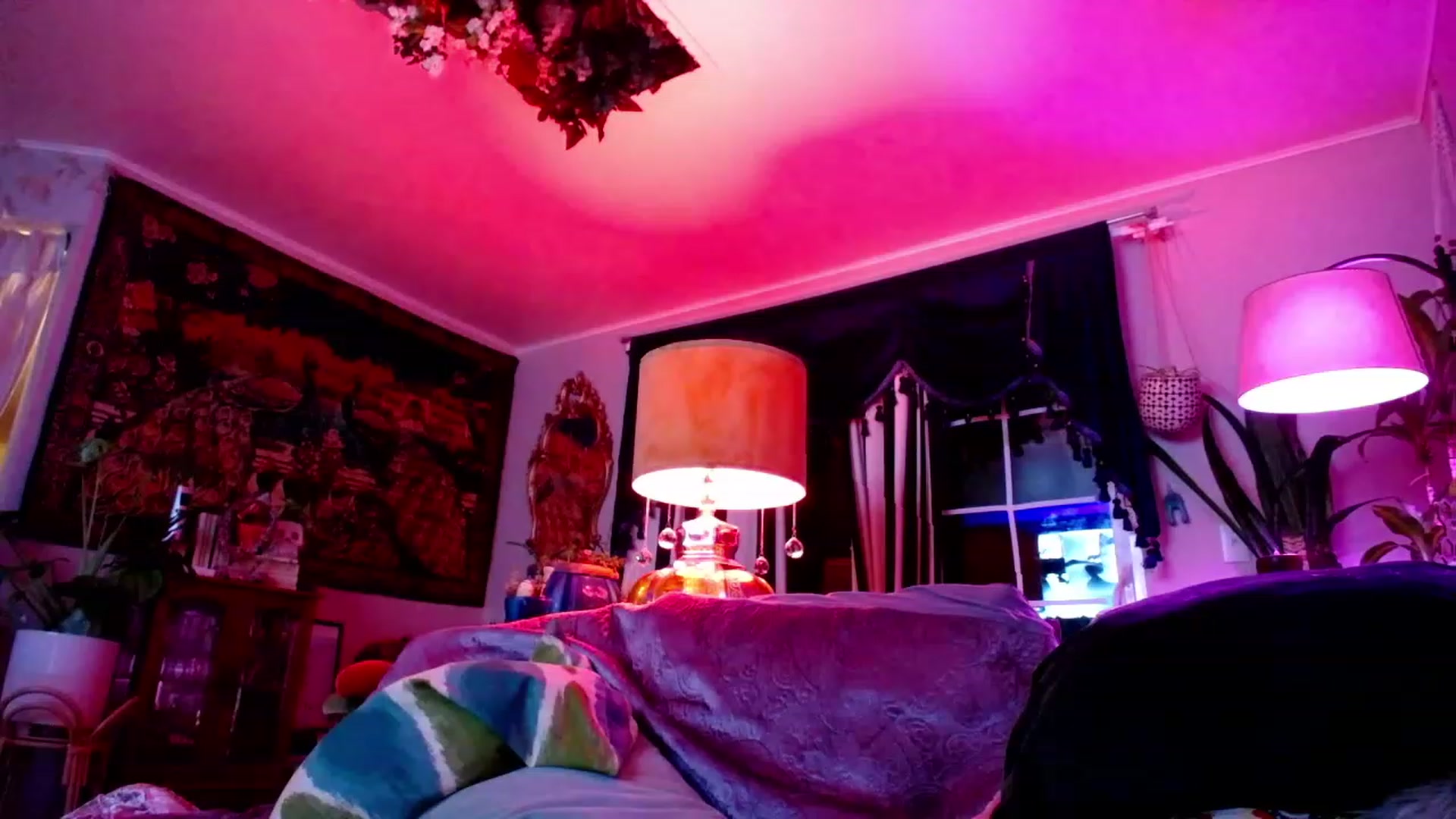 Gallery image thumbnail from TaylorVaughan's myfreecams stream on, 10/03/2023, 03:04 image 6 of 20